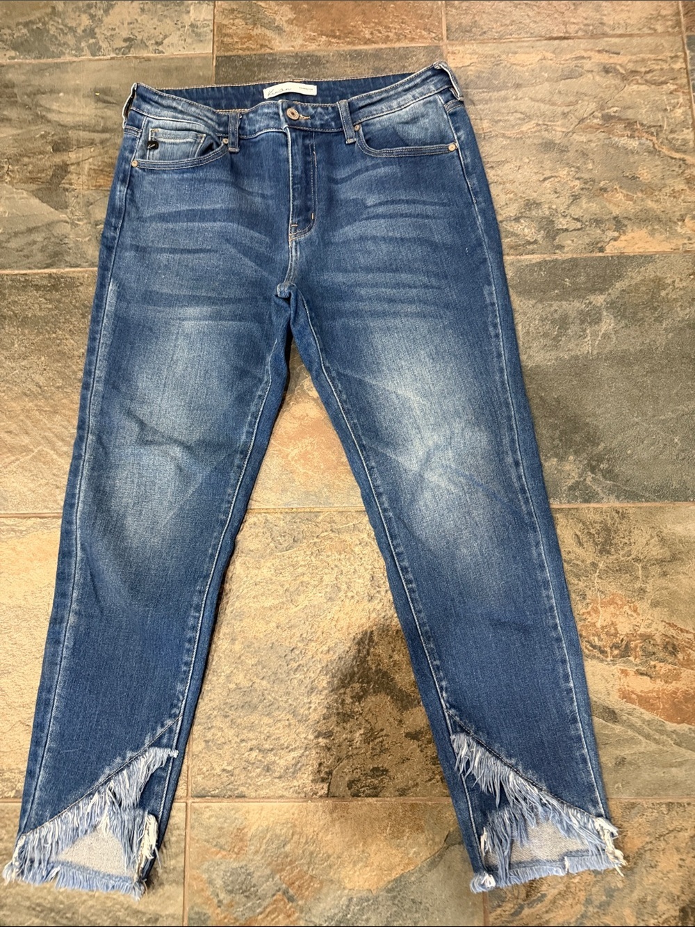 KanCan Medium Blue Frayed Ankle Crop Jeans